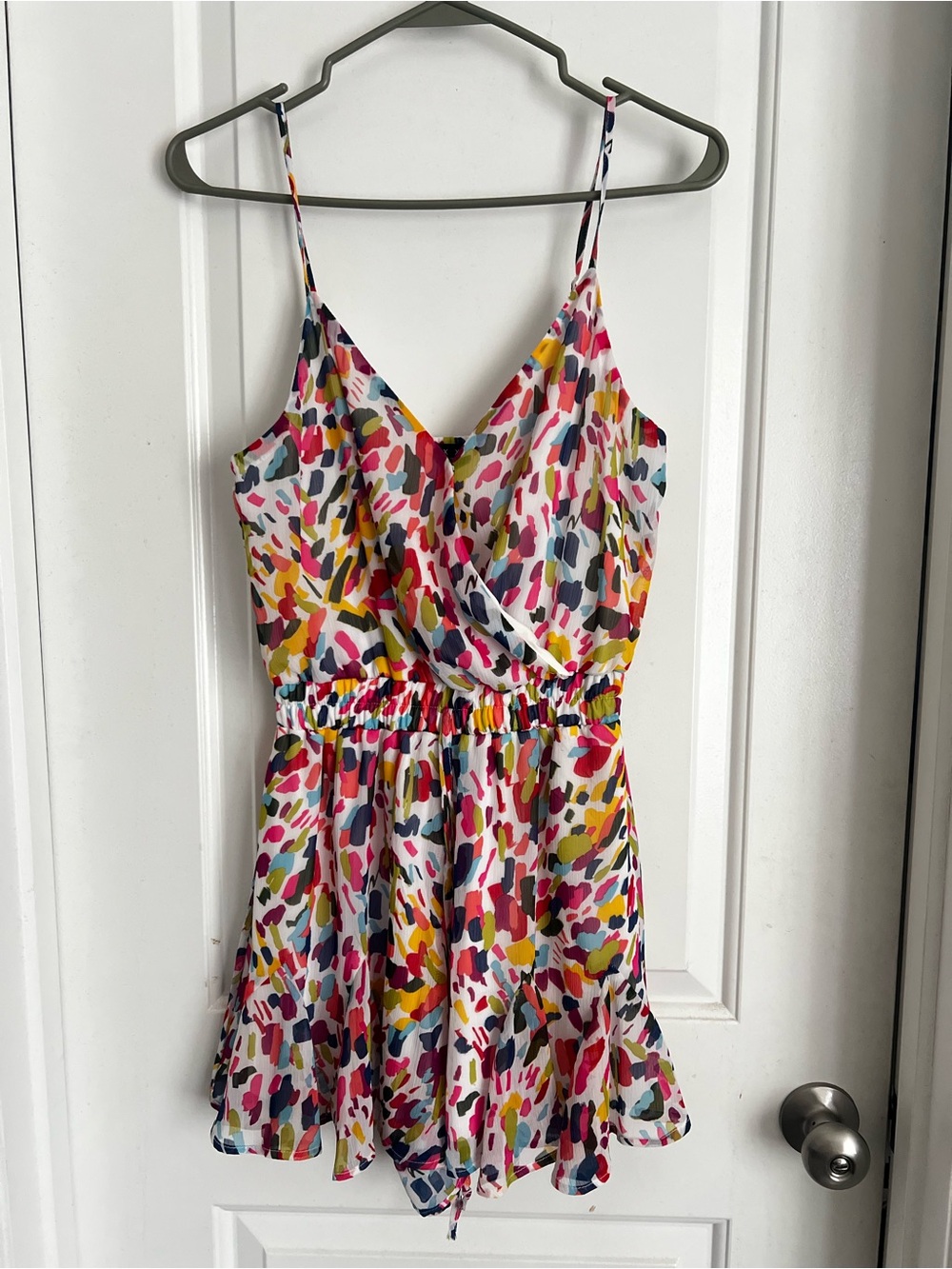 TRIXXI Colorful Confetti Print Ruffle Hem Romper | small